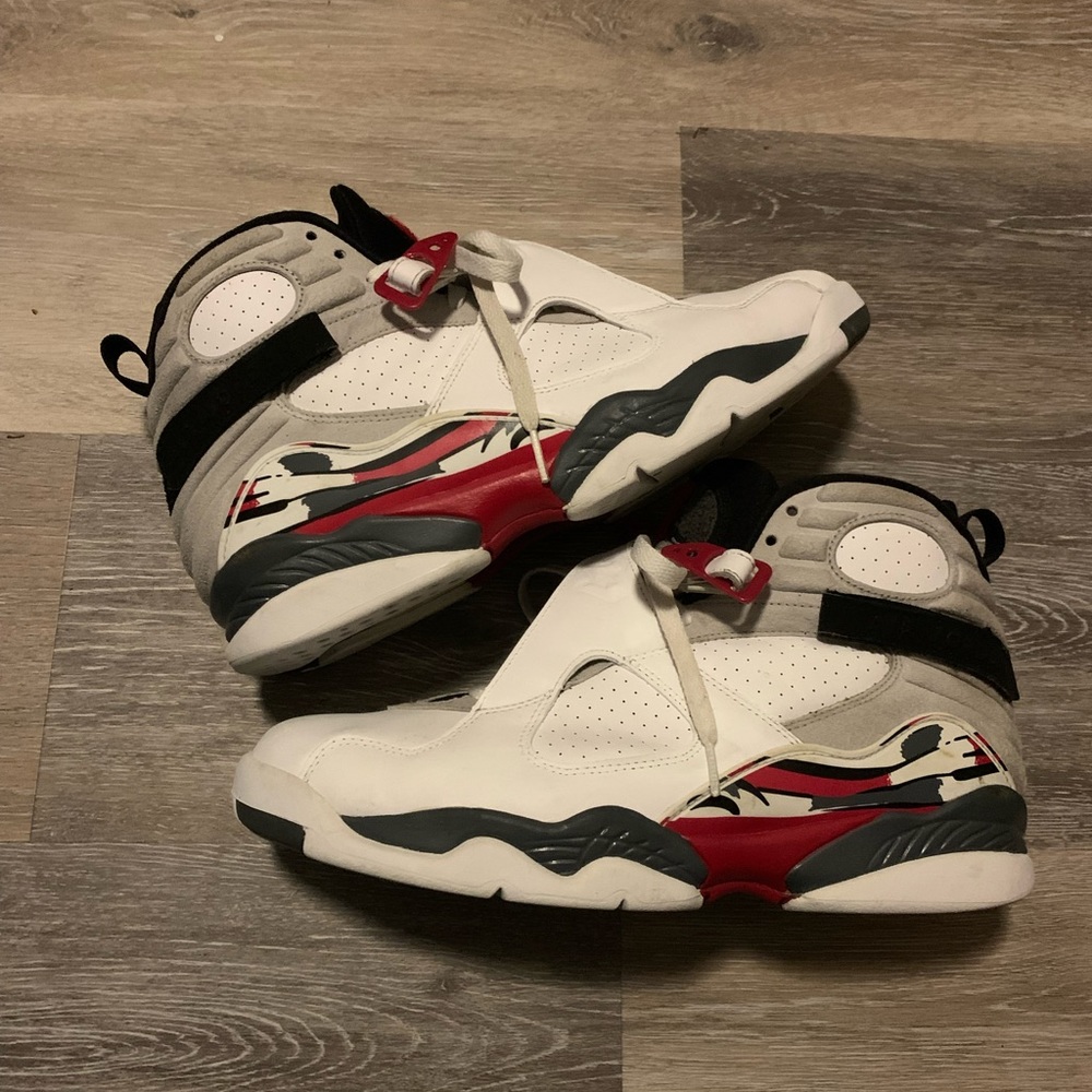 Air Jordan 8